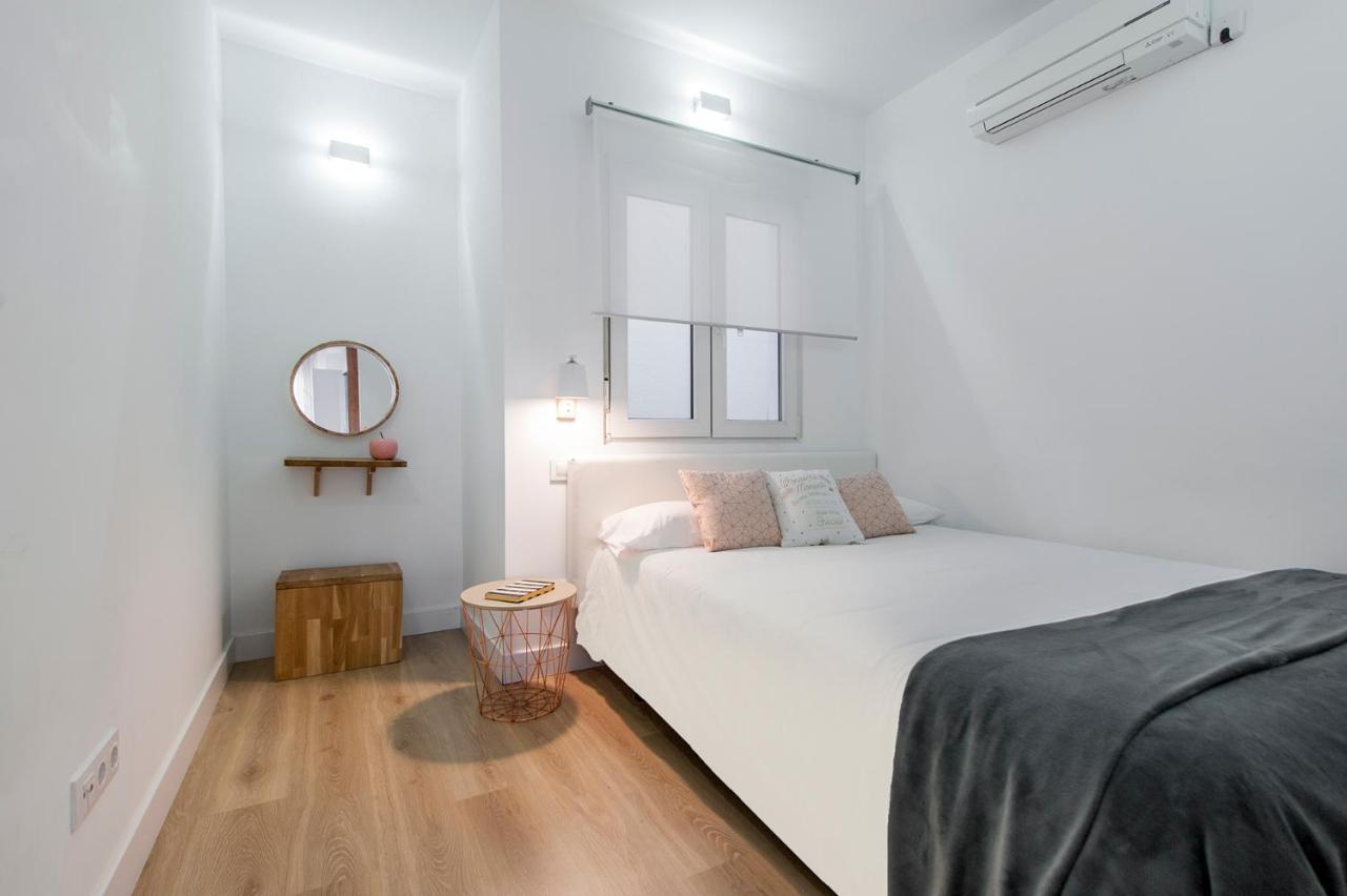 Hellenhost - Gran Via Apartment Madrid Exterior foto